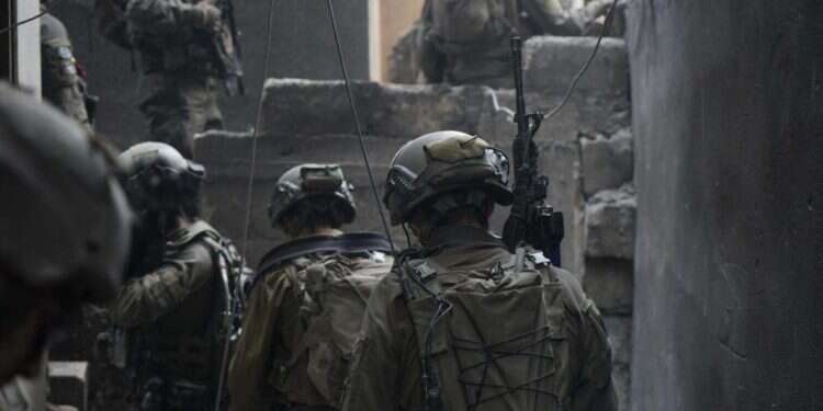 כוחות צה מהאוויר, מהים ומהיבשה: כוחות צה"ל ממשיכים לחסל מחבלים בעזה