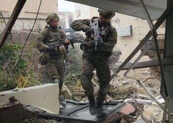 המרגלים: מבצע חילוץ החטופים מסמן את חזרתו של המודיעין האנושי