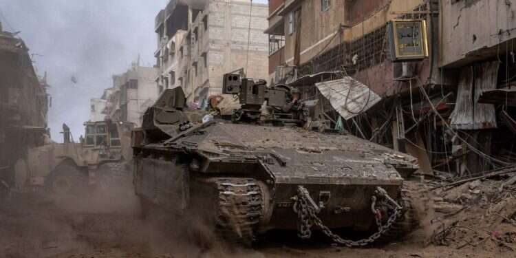 קרבות בצפון הרצועה: מחבלים זוהו מכווינים רחפנים – וחוסלו מהאוויר