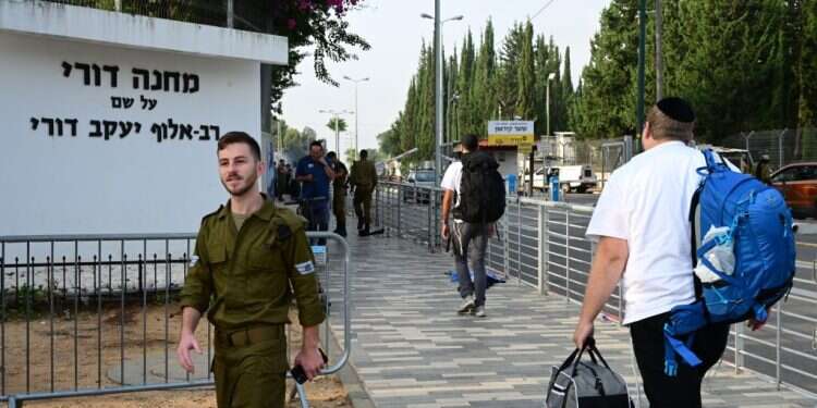 דווקא מחרדיי הרצף יכול להתחיל הריפוי. אילוסטרציה. צילום: יוסי זליגר חוק הכבדת הנטל מקרב את הקץ שהחרדים דחו