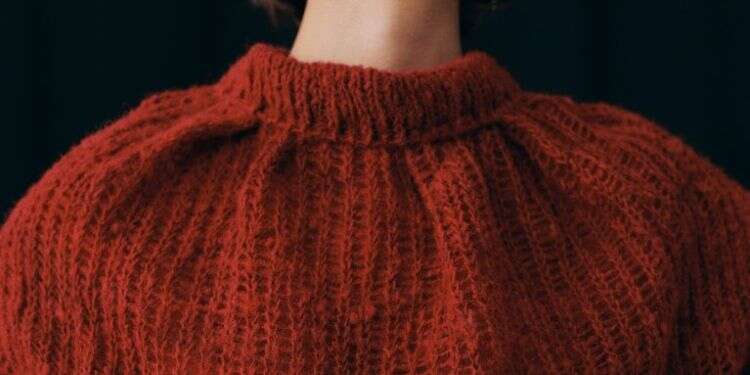 סוודר משיער אדם? יש דבר כזה, וזה אפילו אופנתי