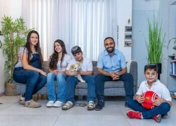 משפחת נבון, צפריה. צילום: יוס אלוני