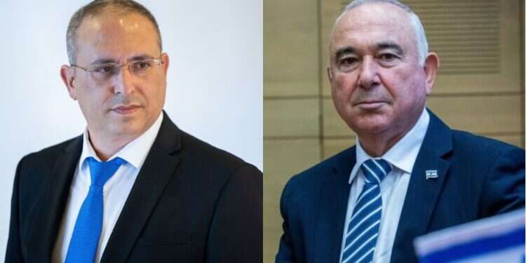 חברי הכנסת אלי דלל (מימין) ואליהו רביבו. צילומים: יונתן זינדל, פלאש 90 "נפגע בהם ובמשפחתם": המשטרה חוקרת את מכתב האיומים לח"כים