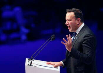 ראש ממשלת אירלנד ליאו ורדקר. צילום: EPA ראש ממשלת אירלנד ליאו ורדקר. צילום: EPA