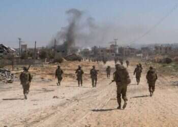 הלחץ הצבאי גרם לחמאס לרכך את דרישותיו. כוחות צה הלחץ הצבאי גרם לחמאס לרכך את דרישותיו. כוחות צה"ל ברצועת עזה. צילום: דובר צה"ל