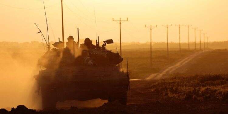 פרשת כרטיסי הסים: תרגיל הסחה מהעיקר