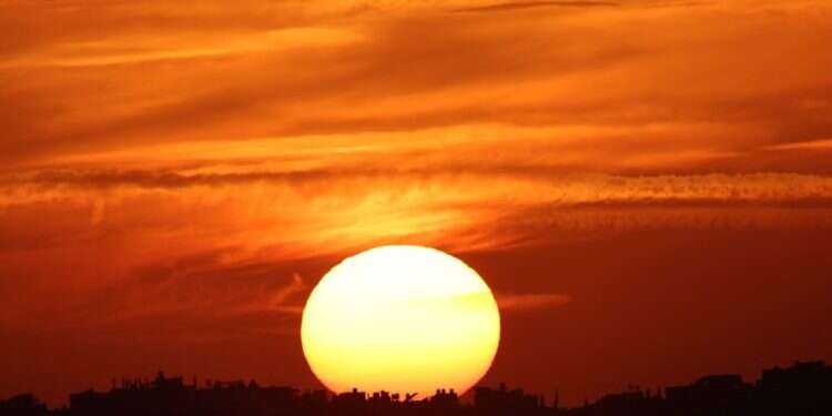 פרשת כרטיסי הסים: תרגיל הסחה מהעיקר