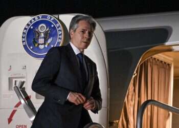 מזכיר המדינה האמריקני אנתוני בלינקן נוחת בג'מייקה