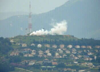 אחרי עשרות רקטות לעבר בסיסי צה"ל: חיל האוויר תקף בעומק לבנון