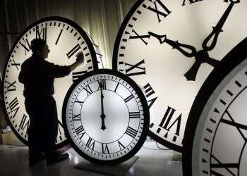 מלחמות ובלבול: איך ולמה שעון הקיץ הגיע לעולם