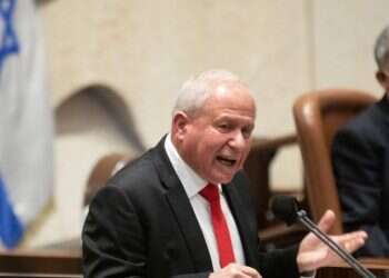 "מסך עשן, שלא ייראה שהרש״פ משלמת משכורות לרוצחי 7 באוקטובר"