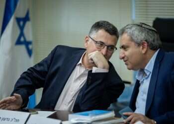 סער לימין נתניהו, אבל לא בטוח איך