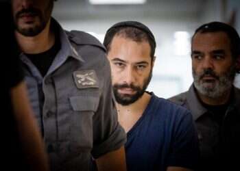 ראובן ולר, שהורשע בהמתת עמוס סער, בעת מעצרו.