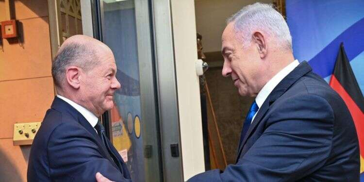 ראש הממשלה בנימין נתניהו וקנצלר גרמניה אולף שולץ. צילום: קובי גדעון / לע קנצלר גרמניה לנתניהו: לא נוכל לעמוד מנגד מול הסבל בעזה