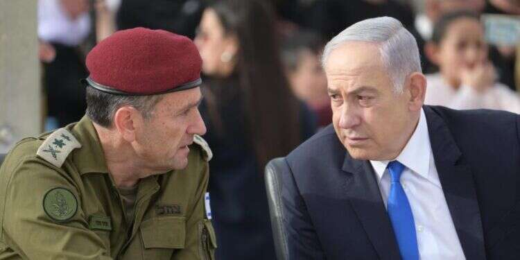 ראש הממשלה בנימין נתניהו והרמטכ מכתבי ההתראה שכביכול הזהירו את הדרג המדיני הם גול עצמי מפואר