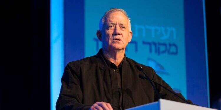 השר בני גנץ בוועידת מקור ראשון לחברה וביטחון בשדרות. צילום: לירון מולדובן בני גנץ בוועידת מקור ראשון לחברה וביטחון בשדרות. צילום: לירון מולדובן