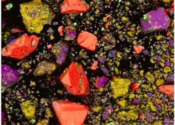 הרבה לפני אסתר המלכה: האודם העתיק בעולם התגלה באיראן