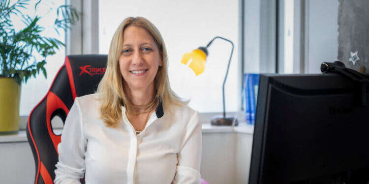 דר טל פטלון מנהלת מכון המחקר והחדשנות של מכבי. צילום: אסף ברנר נייצ'ר: המדענית הישראלית שהוכרה כאחת החוקרות המשפיעות בעולם