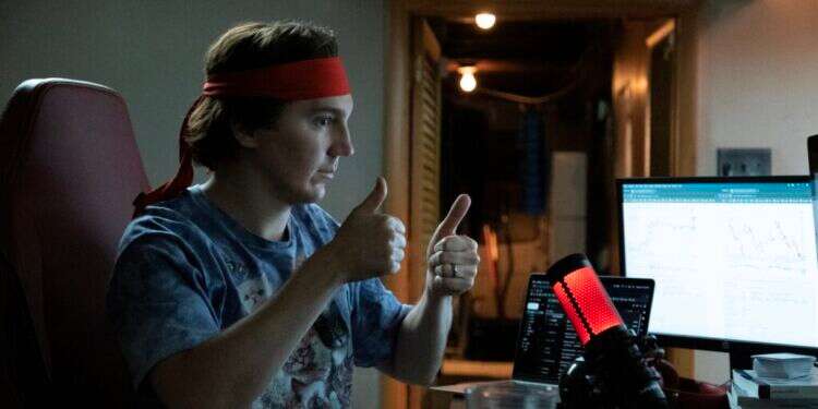 איזון עדין. "כסף טיפש". צילום: באדיבות סרטי יונייטד קינג,