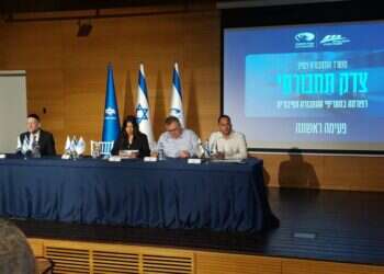 השרה רגב בתדרוך בלוד בשבוע שעבר. צילום: אלישיב רייכנר השרה רגב בתדרוך בלוד בשבוע שעבר. צילום: אלישיב רייכנר