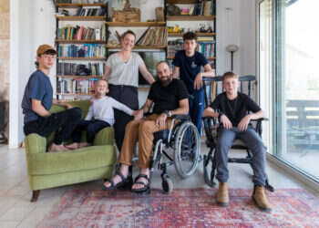 משפחת דויטש, רתמים. צילום: לירון מולדובן