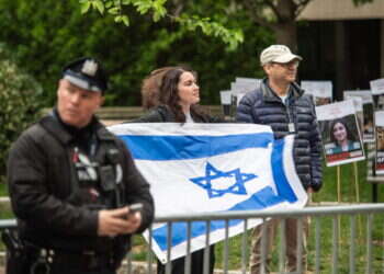 מפגינים פרו-ישראלים באוניברסיטת פנסילבניה