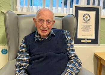 הסוד של האיש המבוגר בעולם לאריכות ימים: פיש אנד צ'יפס