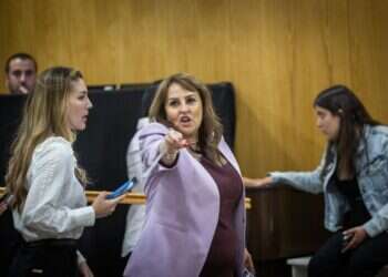 "טייסי צה"ל – נוח'בות": דיון סוער בכנסת