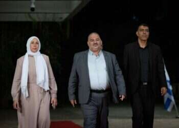 אחרי שתמכו בחמאס: רשות התאגידים פותחת בפירוק עמותות רע״מ