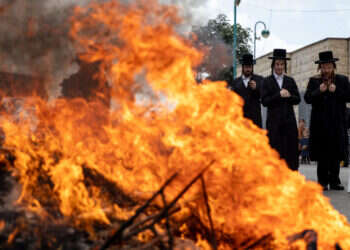 עד מתי מותר לאכול חמץ? זמני פסח 2024