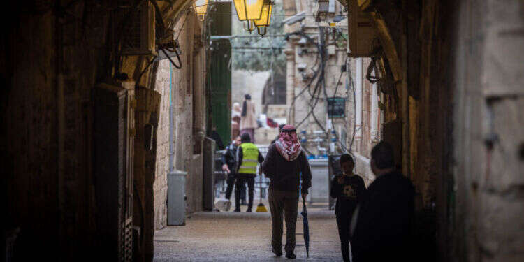 ילד בן 10 הותקף בעיר העתיקה – המשטרה סגרה את התיק