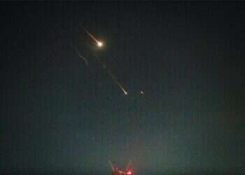 יירוטים בשמי ירושלים שבמוצאי השבת האחרונה.צילום: ג'מאל עוואד, פלאש 90