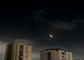 תיעוד מהתקיפה האיראנית הלילה. צילום: Tomer Neuberg/Flash90