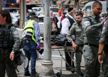 זירת פיגוע הדקירה בסמוך לשער הפרחים בירושלים