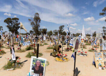 "לקראת יום הזיכרון או שבעה באוקטובר, כל הנגב המערבי יהפוך למרחב של זיכרון. בזמנים אחרים יהיו פסטיבלים של מוזיקה". האנדרטה ביער רעים. צילום: גטי אימג'ס