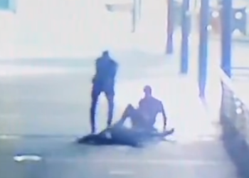 ניטרול המחבל בגן יבנה. צילום מסך תיעוד: נטרול המחבל בפיגוע בגן יבנה