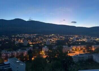 מסע לצפון: "מתרגלים פה לטפטופי ירי. לא היו מגיעים לזה באזור תל-אביב"