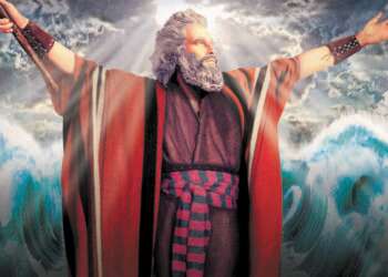 מבעד למשקפיים מודרניים נתפסת כפנטסטית. קריעת ים סוף מתוך הסרט "עשרת הדיברות", במאי ססיל ב. דמיל, 1956