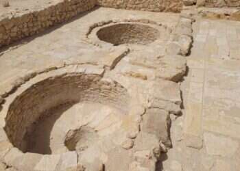 הגת בשבטה, יין, טיול, חול המועד פסח