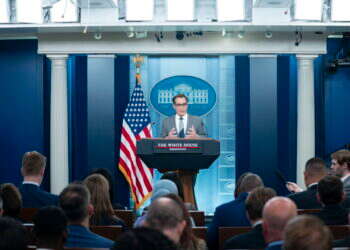 הבית הלבן מנסה להנמיך להבות: "ארה"ב איננה נוטשת את ישראל"