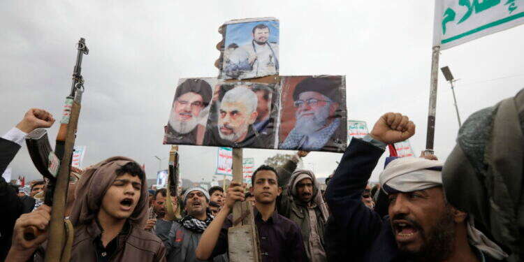 צילום: EPA מול ההיטלרים החדשים ישראל מתייצבת לבדה