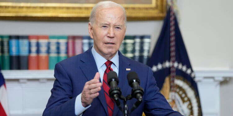 הנשיא ביידן בנאום בבית הלבן בתחילת החודש בו הצהיר שלגזענות ולאנטישמיות אין מקום בארה הנשיא ביידן בנאום בבית הלבן בתחילת החודש בו הצהיר שלגזענות ולאנטישמיות אין מקום בארה"ב. צילום: EPA