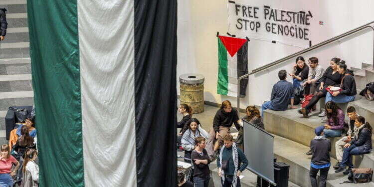 הפגנה פרו־פלסטינית באוניברסיטה בז'נבה, בתחילת החודש. צילום: אי.פי.איי