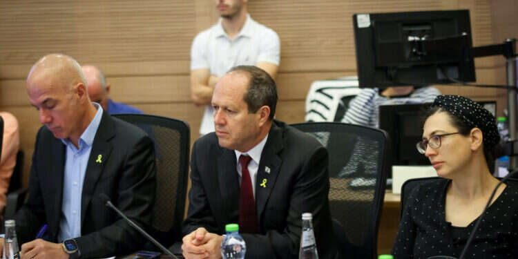 ניר ברקת בוועדת הכלכלה, השבוע. צילום: נועם מושקוביץ, דוברות הכנסת ניר ברקת בוועדת הכלכלה, השבוע. צילום: נועם מושקוביץ, דוברות הכנסת