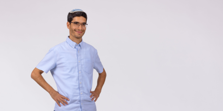 הרב ישי אנגלמן. צילום: אריק סולטן איתן דרי: תלמיד התיכון שכותב שירים בהפסקות