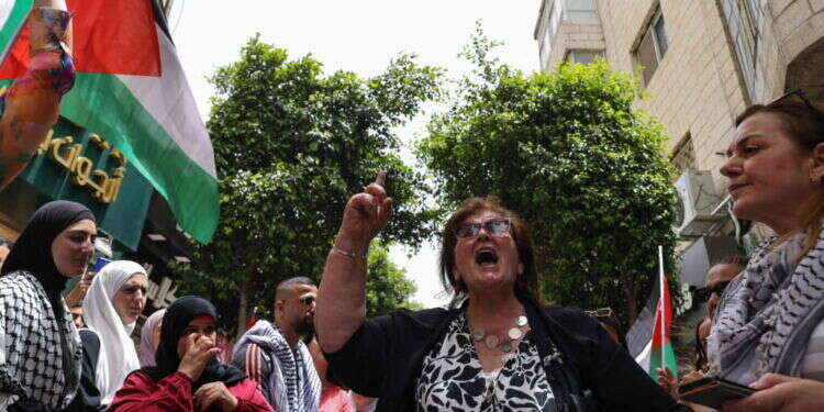 רפיח, היום. צילום: Zain JAAFAR / AFP אחרי הביקורת הבינלאומית: צה"ל יתחקר את התקיפה ברפיח