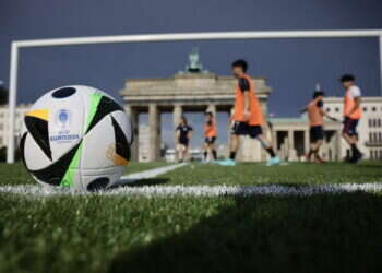 הפייבוריטית, האנדרדוג והכבשה השחורה: התחזיות ליורו 2024