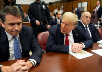 טראמפ בדיון היום. צילום: AP