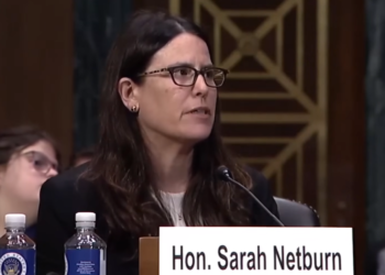 ארה"ב: האנס המורשע הזדהה כאישה והשופטת שלחה אותו לכלא נשים