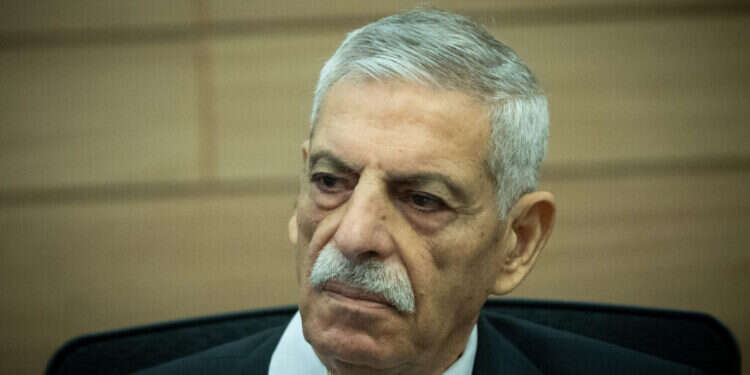 נציב תלונות הציבור על השופטים לשעבר, אורי שוהם. צילום: יהונתן סינדל - פלאש 90 נציב תלונות הציבור על השופטים היוצא, אורי שוהם. צילום: יהונתן סינדל - פלאש 90